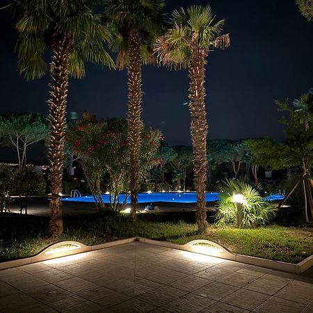 Casa Conchiglia - Aprilia Marittima - Corte Grande Esterno foto